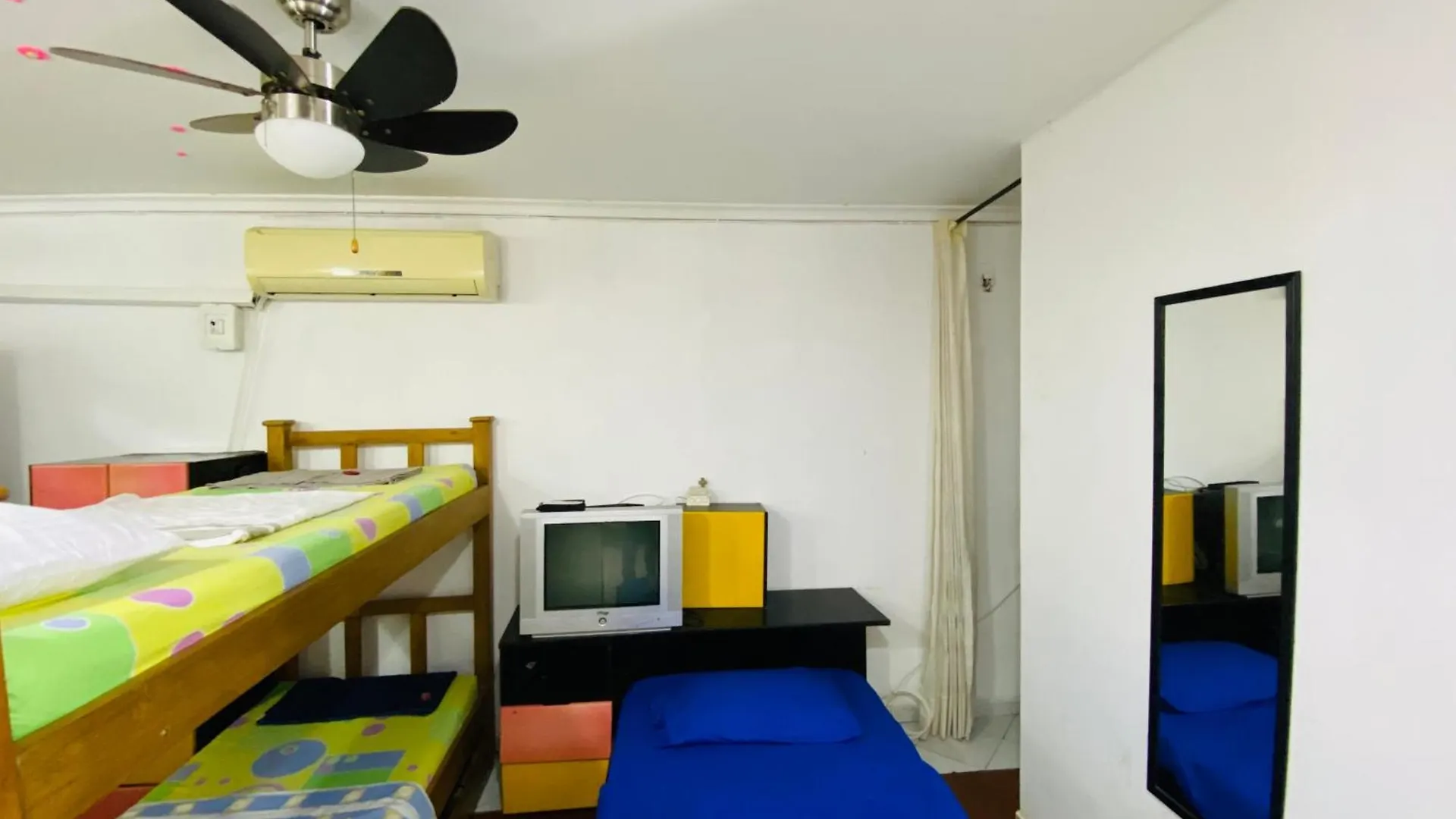 Casa Feliz Hostal Santa Marta  Santa Marta (Magdalena)