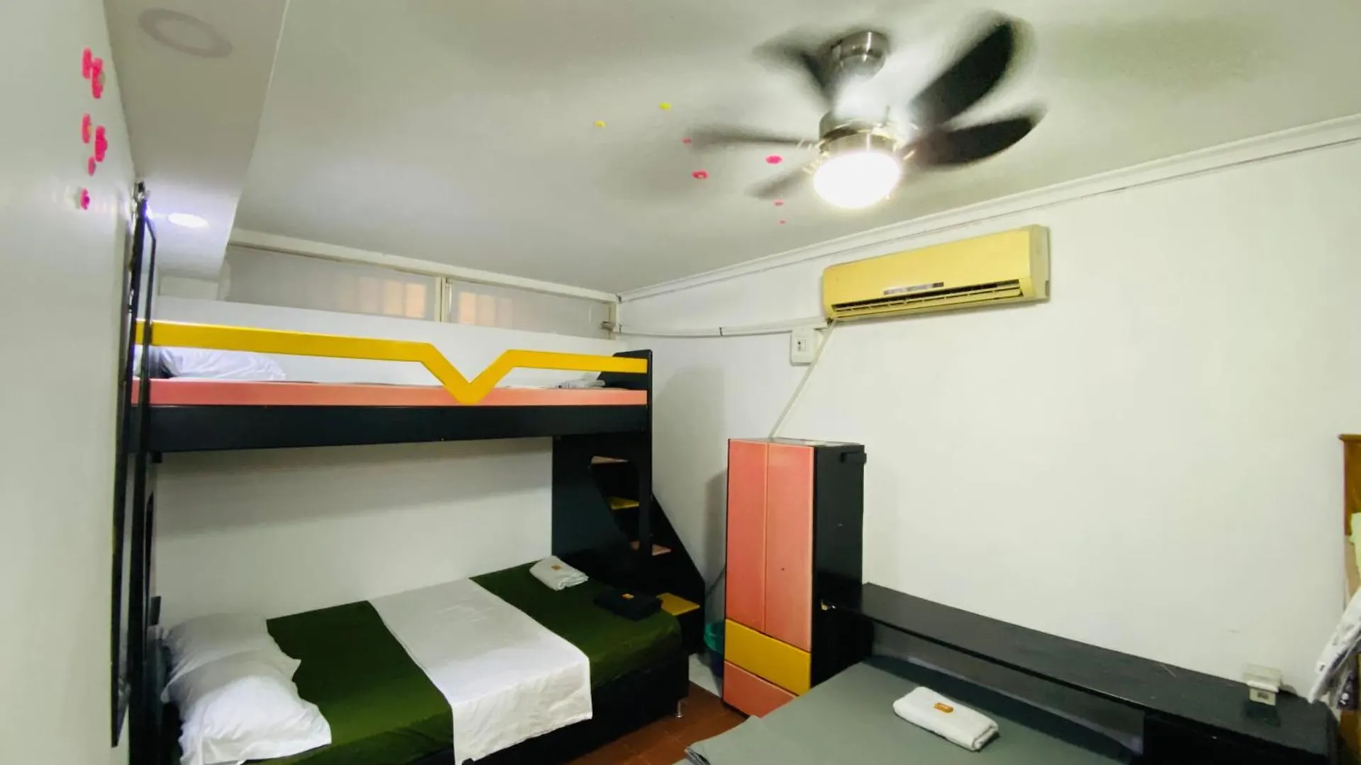 Pensión Casa Feliz Hostal Santa Marta  Colombia